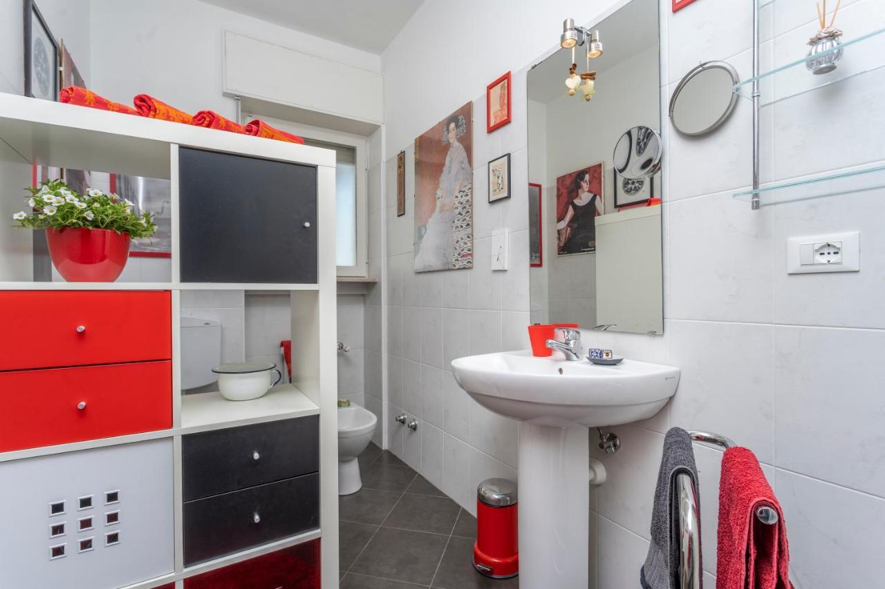 Udine Viale Venezia Huge Red Apartment Ngoại thất bức ảnh