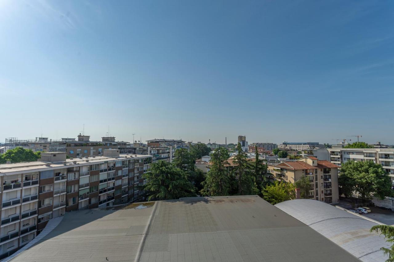 Udine Viale Venezia Huge Red Apartment Ngoại thất bức ảnh